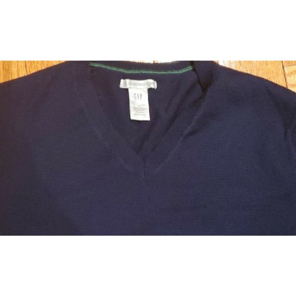 GAP Italian Merino Wool Sweater size S - Picture 2 of 3